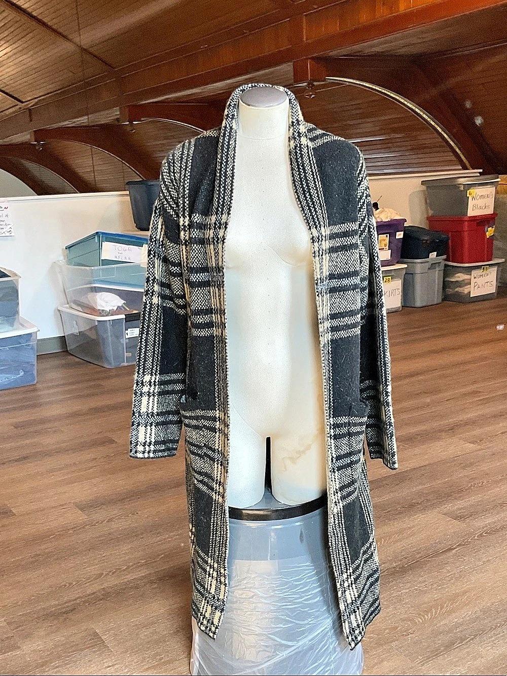 Cyrus Plaid Open Front Coat in Black & White Like New